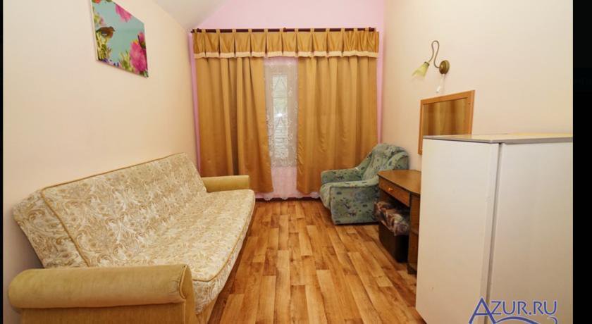 Гостевой дом Domik Lesnika Ольгинка